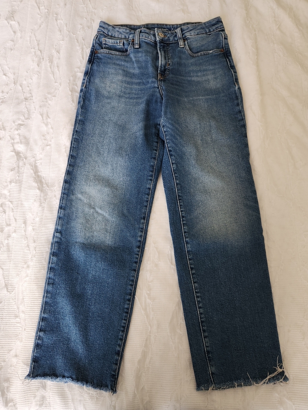 Old Navy Women's Straight Leg Jeans - Medium Blue Wash
